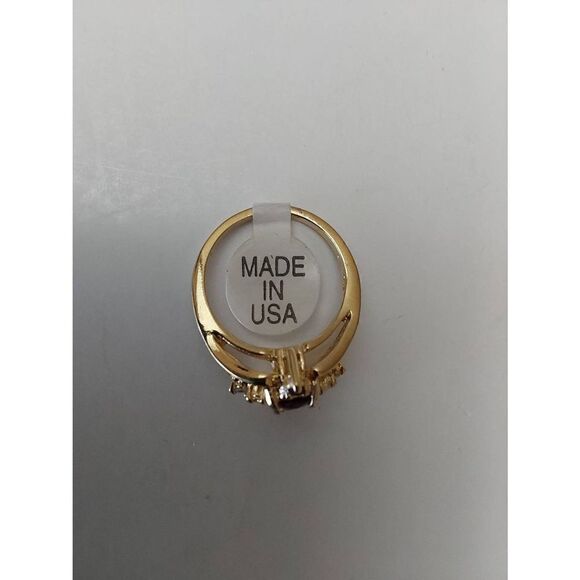 Ring Gold with Red Stone/gem - Picture 4 of 6